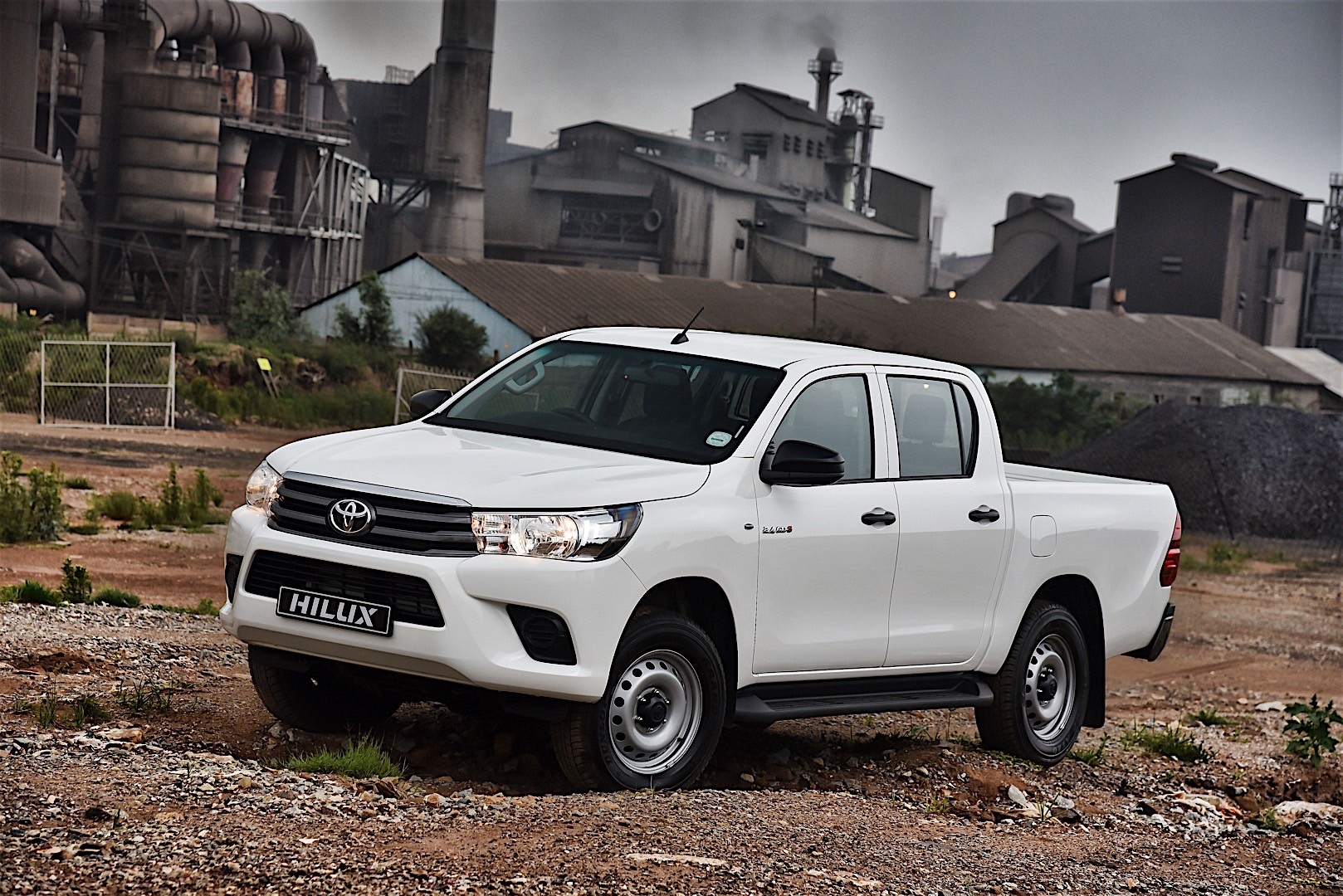 Toyota Hilux Double Cab photo 38