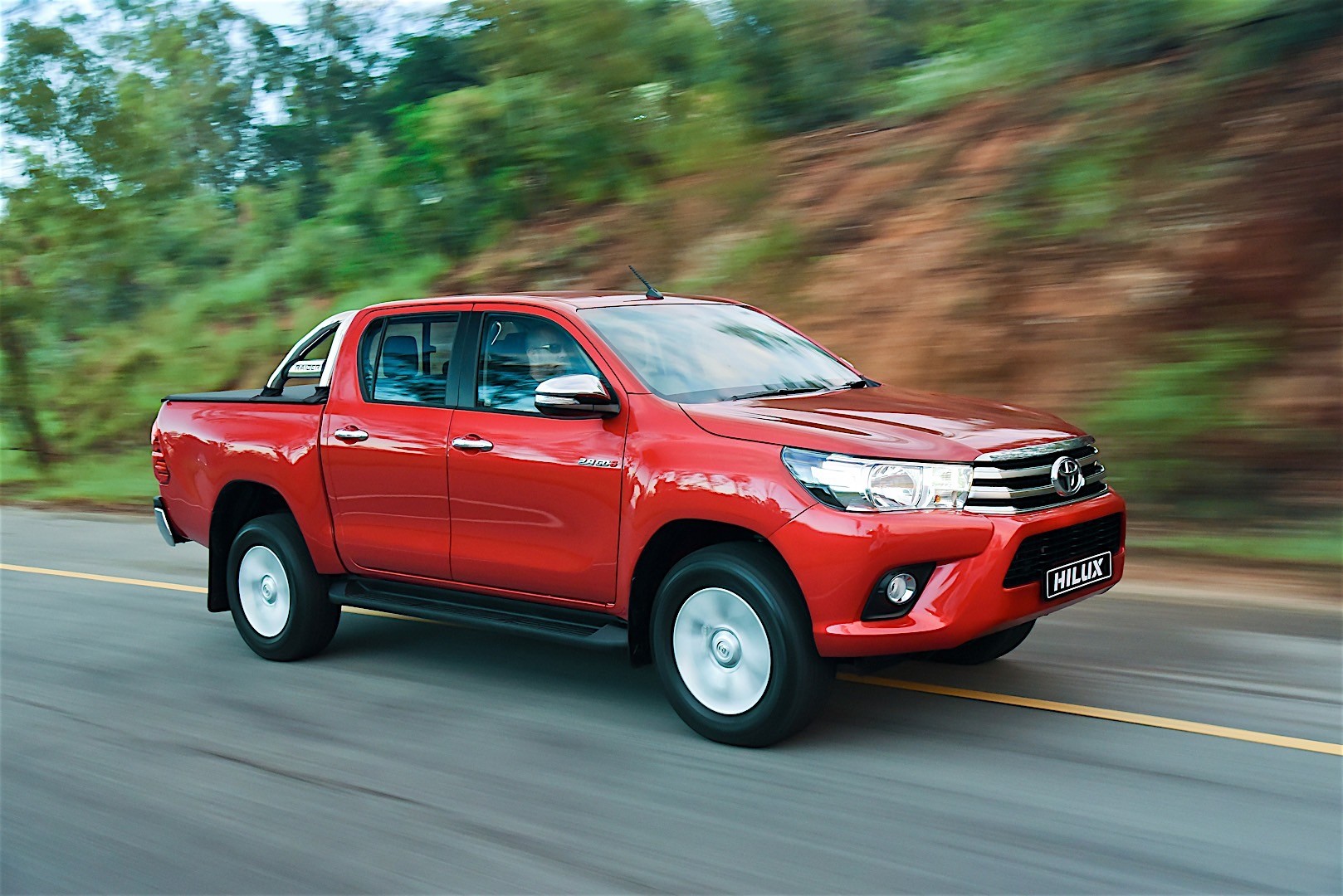 Toyota Hilux Double Cab photo 40