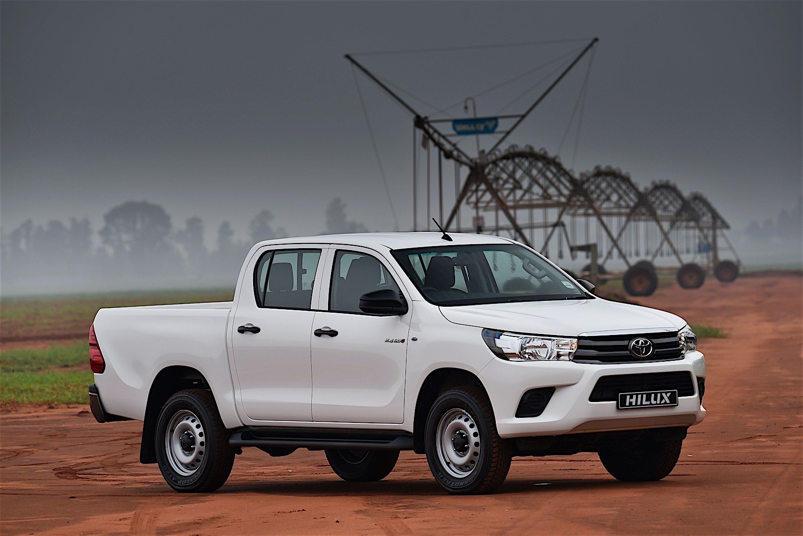 Toyota Hilux Double Cab photo 41