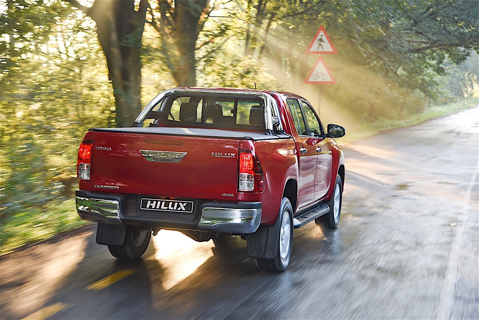 Toyota Hilux Double Cab photo 49