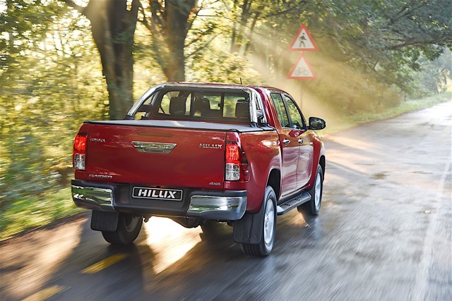 Toyota Hilux Double Cab photo 49