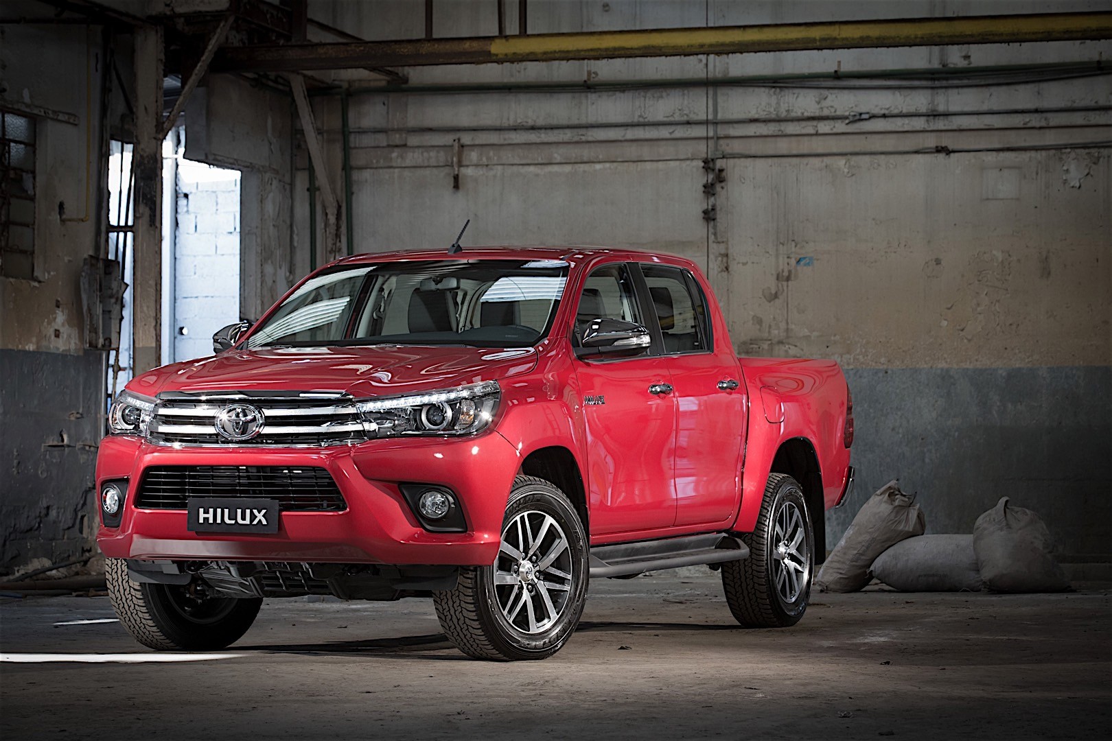 Toyota Hilux Double Cab photo 55