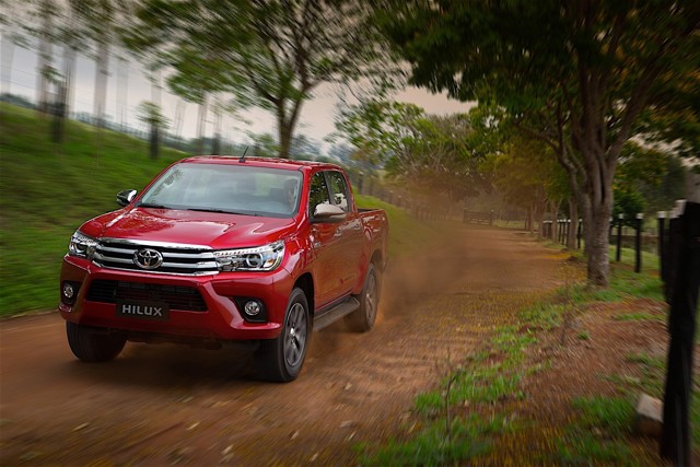 Toyota Hilux Double Cab photo 57
