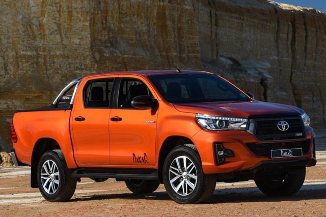 Toyota Hilux Double Cab photo 4