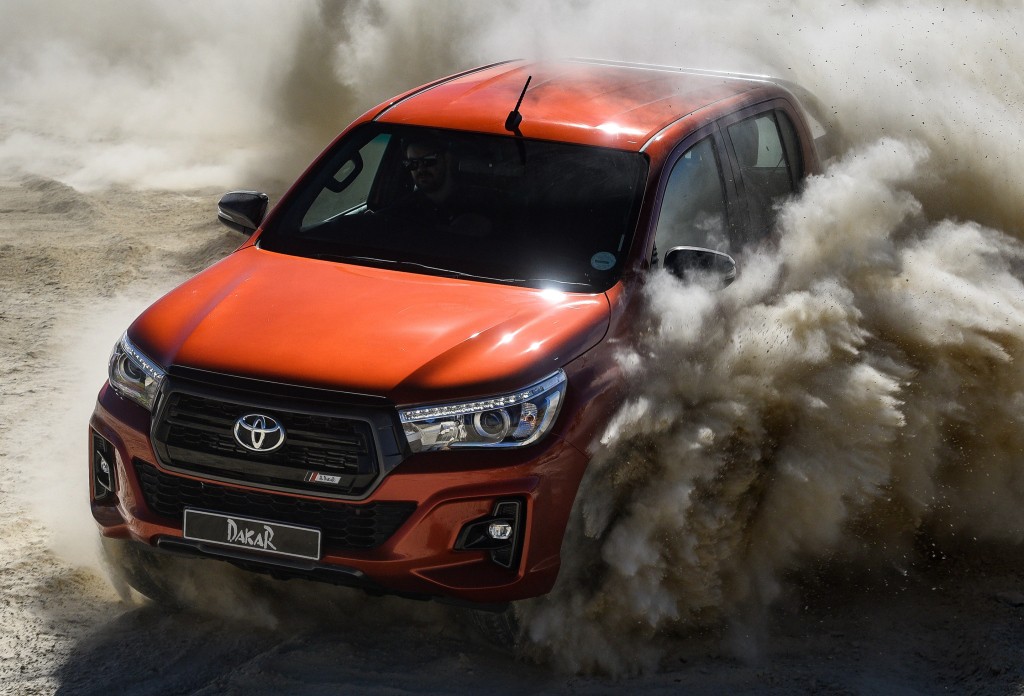 Toyota Hilux Double Cab photo 16