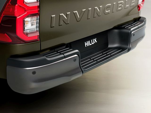 Toyota Hilux Double Cab photo 10