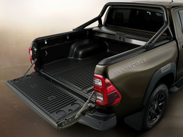 Toyota Hilux Double Cab photo 14
