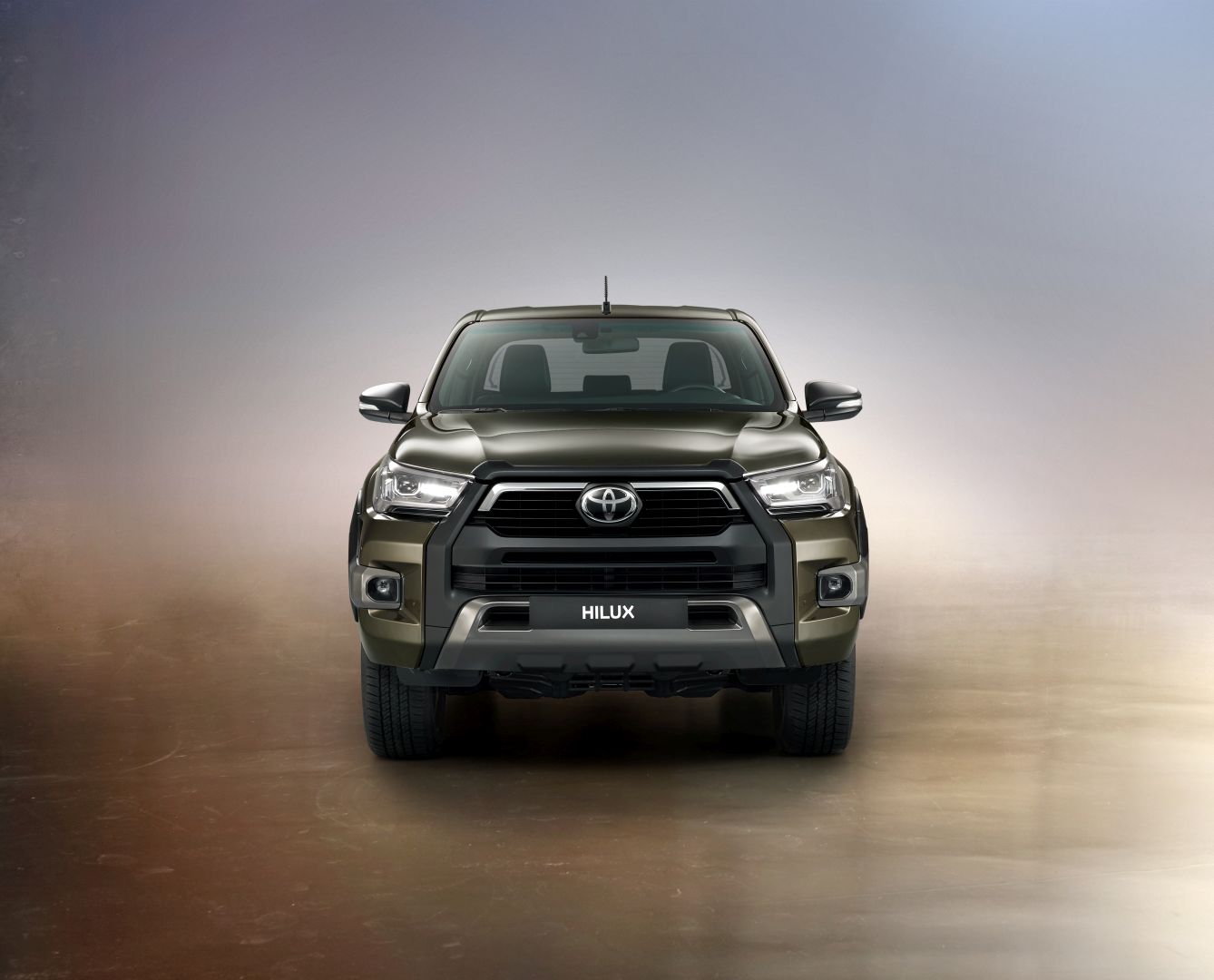 Toyota Hilux Double Cab photo 21