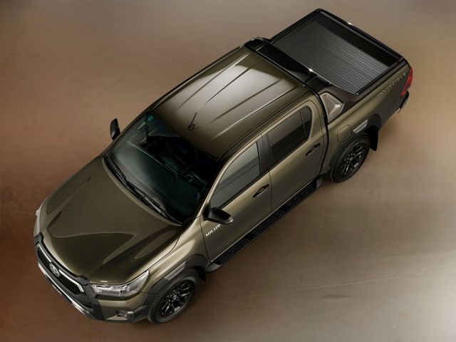 Toyota Hilux Double Cab photo 23