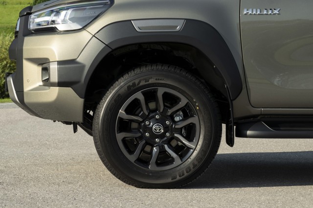 Toyota Hilux Double Cab photo 104