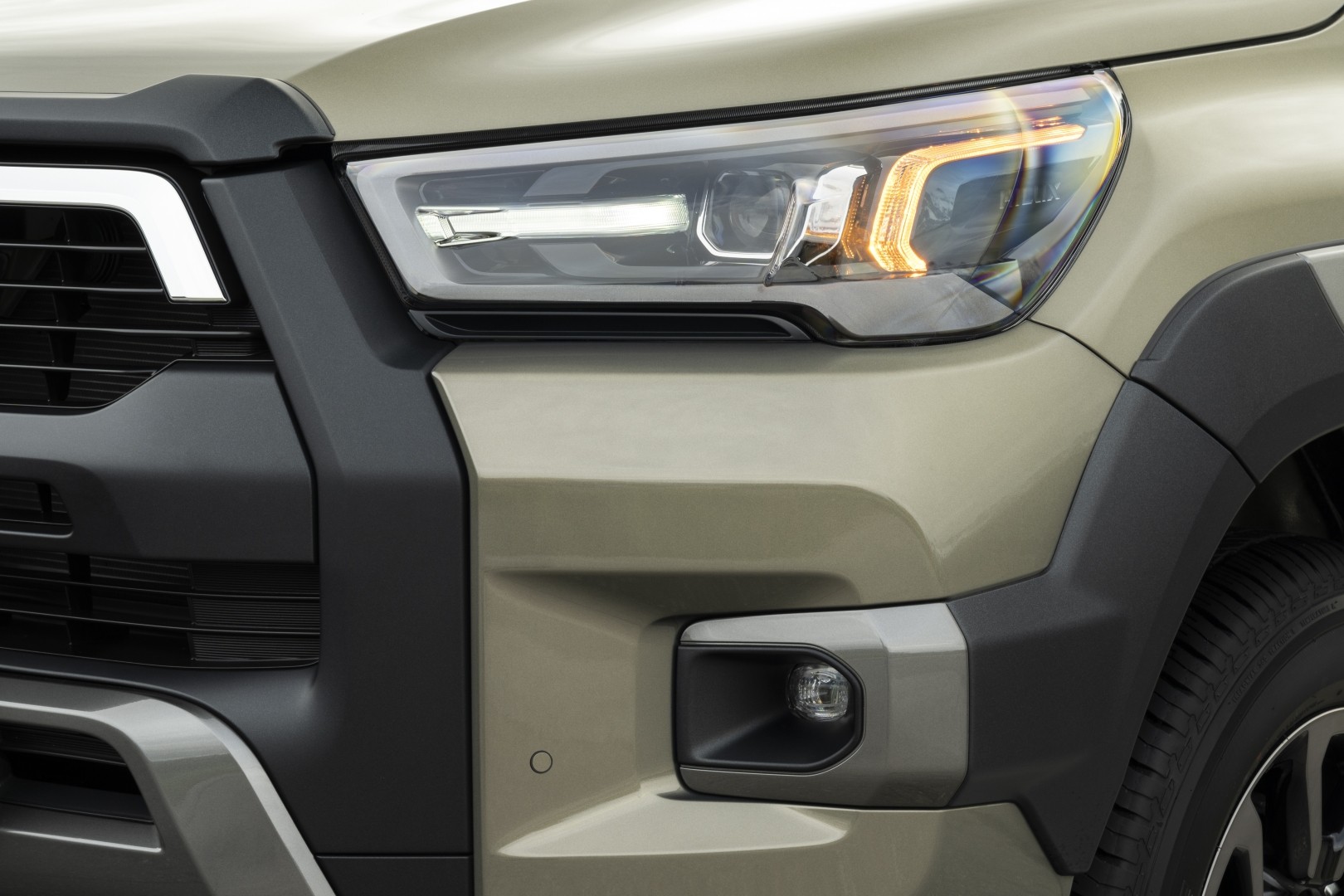 Toyota Hilux Double Cab photo 107