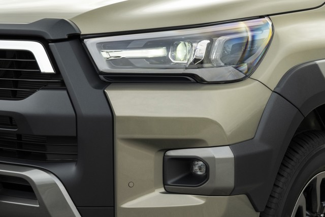 Toyota Hilux Double Cab photo 108