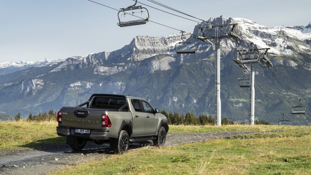Toyota Hilux Double Cab photo 113