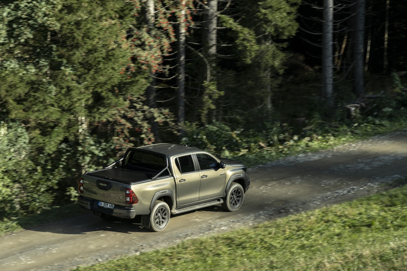 Toyota Hilux Double Cab photo 27