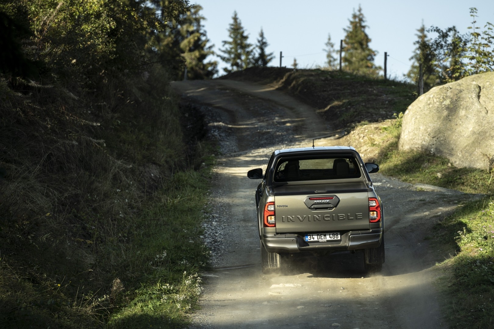 Toyota Hilux Double Cab photo 31
