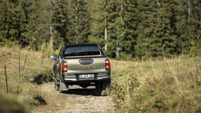 Toyota Hilux Double Cab photo 43