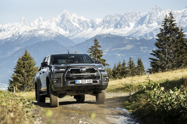 Toyota Hilux Double Cab photo 45