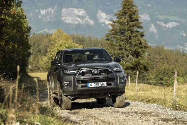 Toyota Hilux Double Cab photo 48