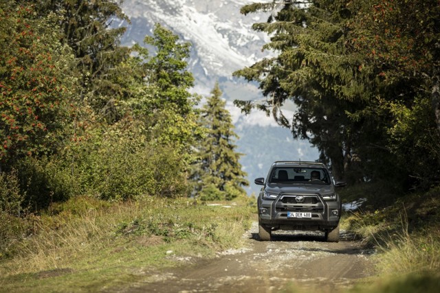 Toyota Hilux Double Cab photo 50