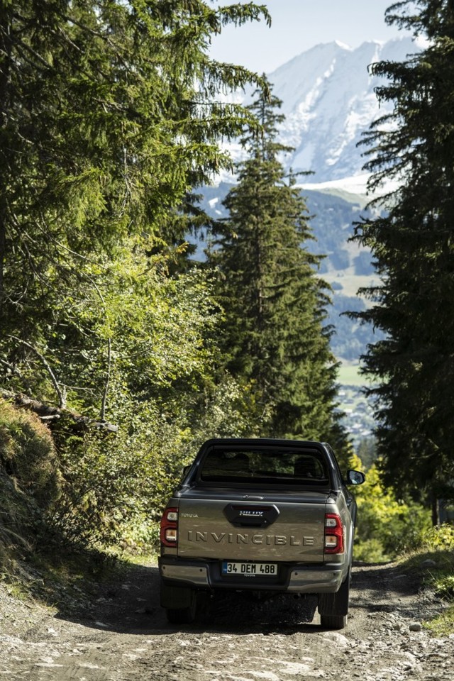 Toyota Hilux Double Cab photo 52