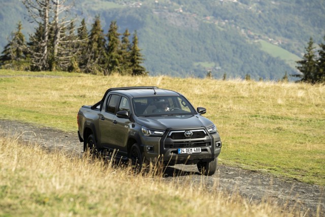 Toyota Hilux Double Cab photo 68