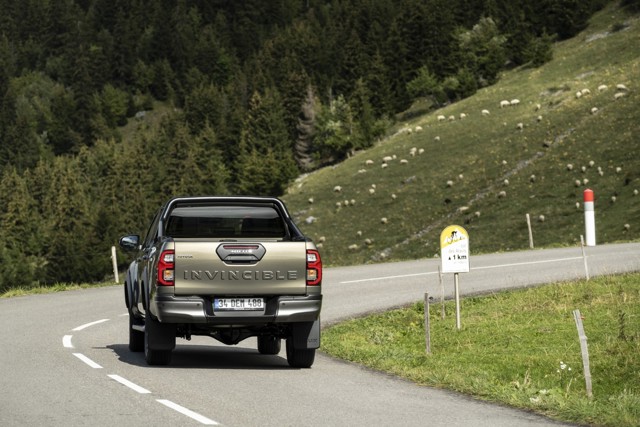 Toyota Hilux Double Cab photo 73