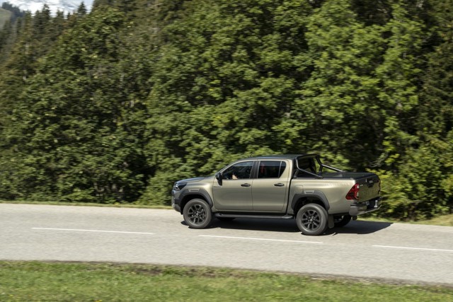 Toyota Hilux Double Cab photo 78