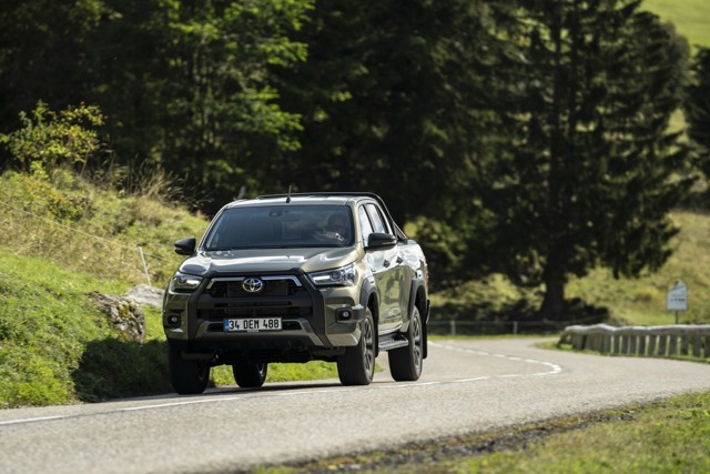 Toyota Hilux Double Cab photo 81