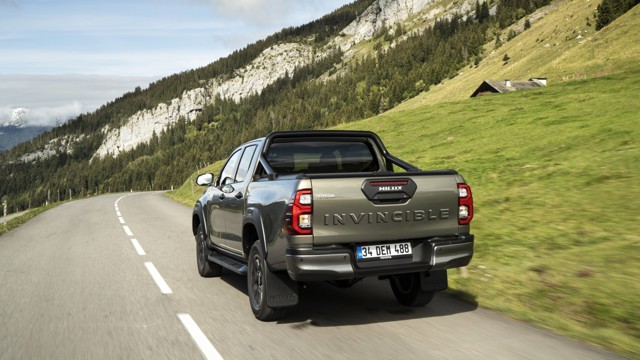 Toyota Hilux Double Cab photo 85