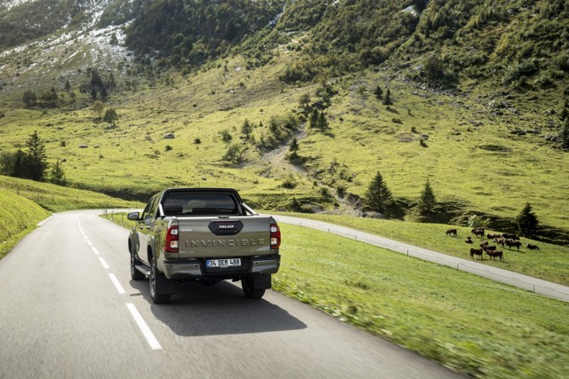 Toyota Hilux Double Cab photo 86