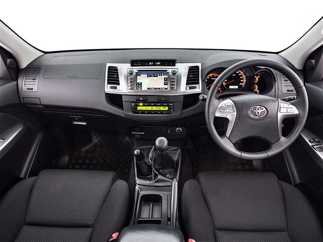 Toyota Hilux Extra Cab foto 25