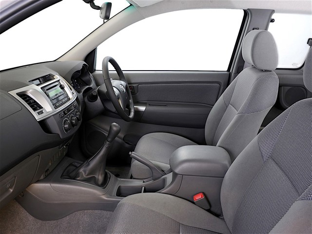 Toyota Hilux Extra Cab foto 27