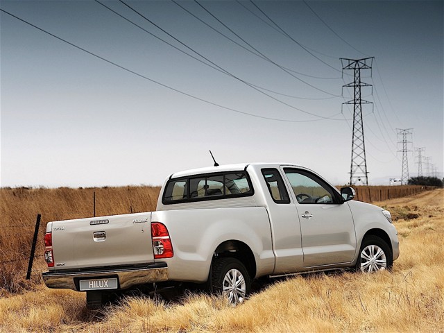 Toyota Hilux Extra Cab foto 7