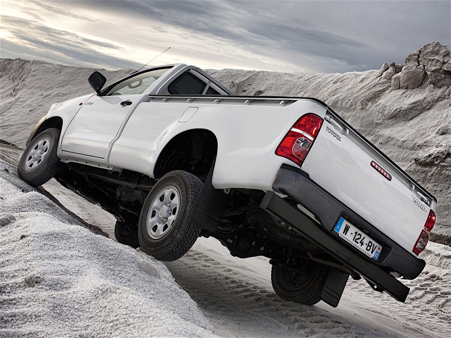 Toyota Hilux Single Cab photo 15