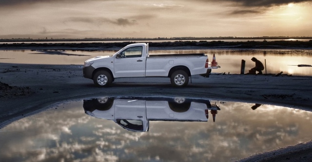 Toyota Hilux Single Cab photo 3