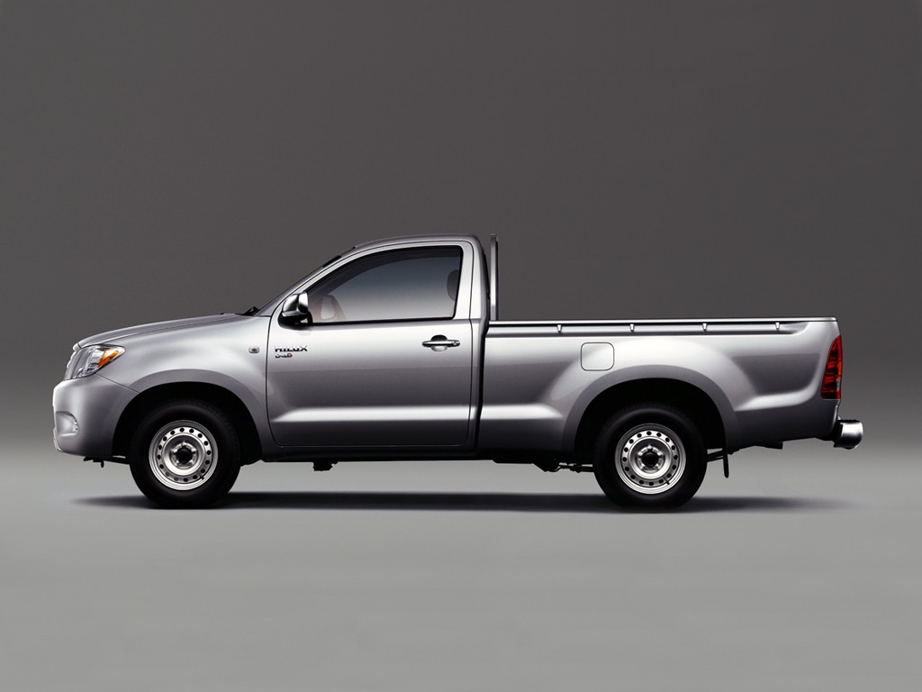 Toyota Hilux photo 2