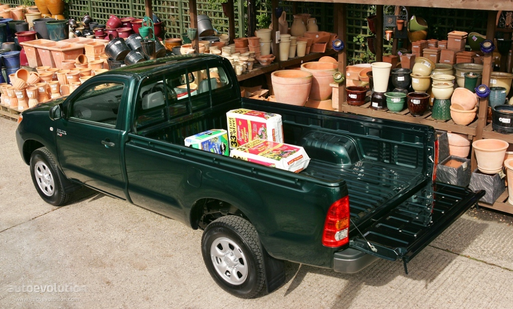Toyota Hilux photo 4