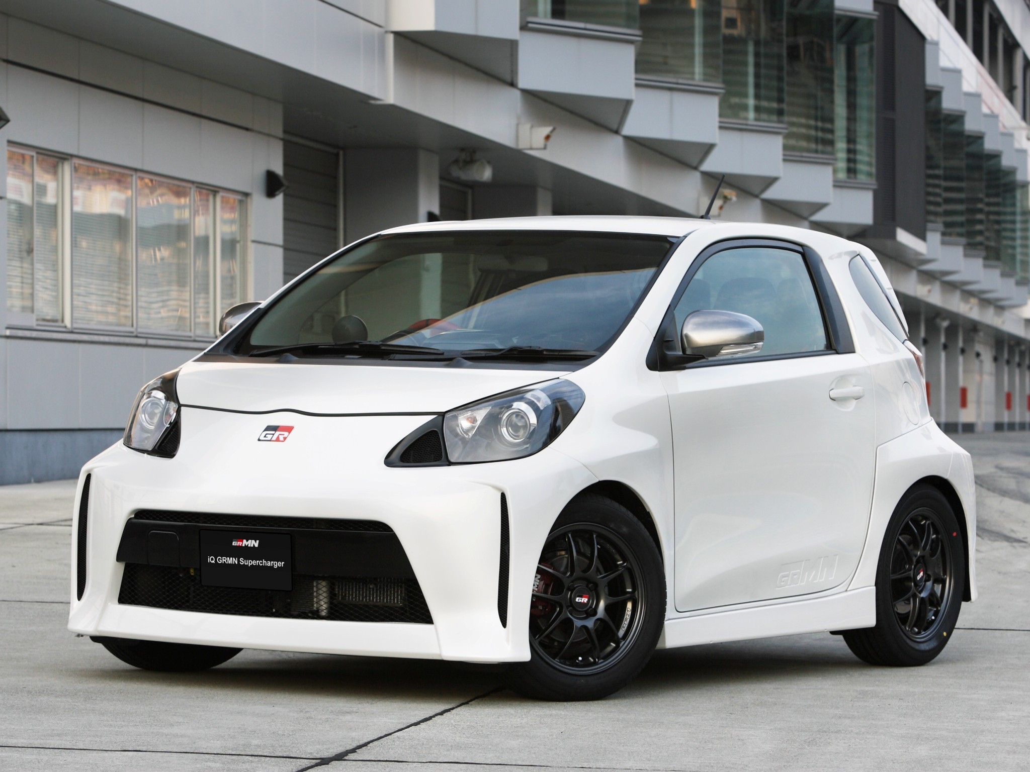 Toyota Iq photo 52