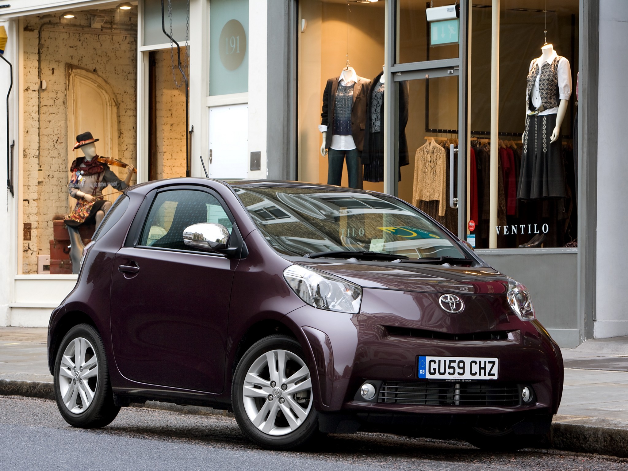 Toyota Iq photo 66