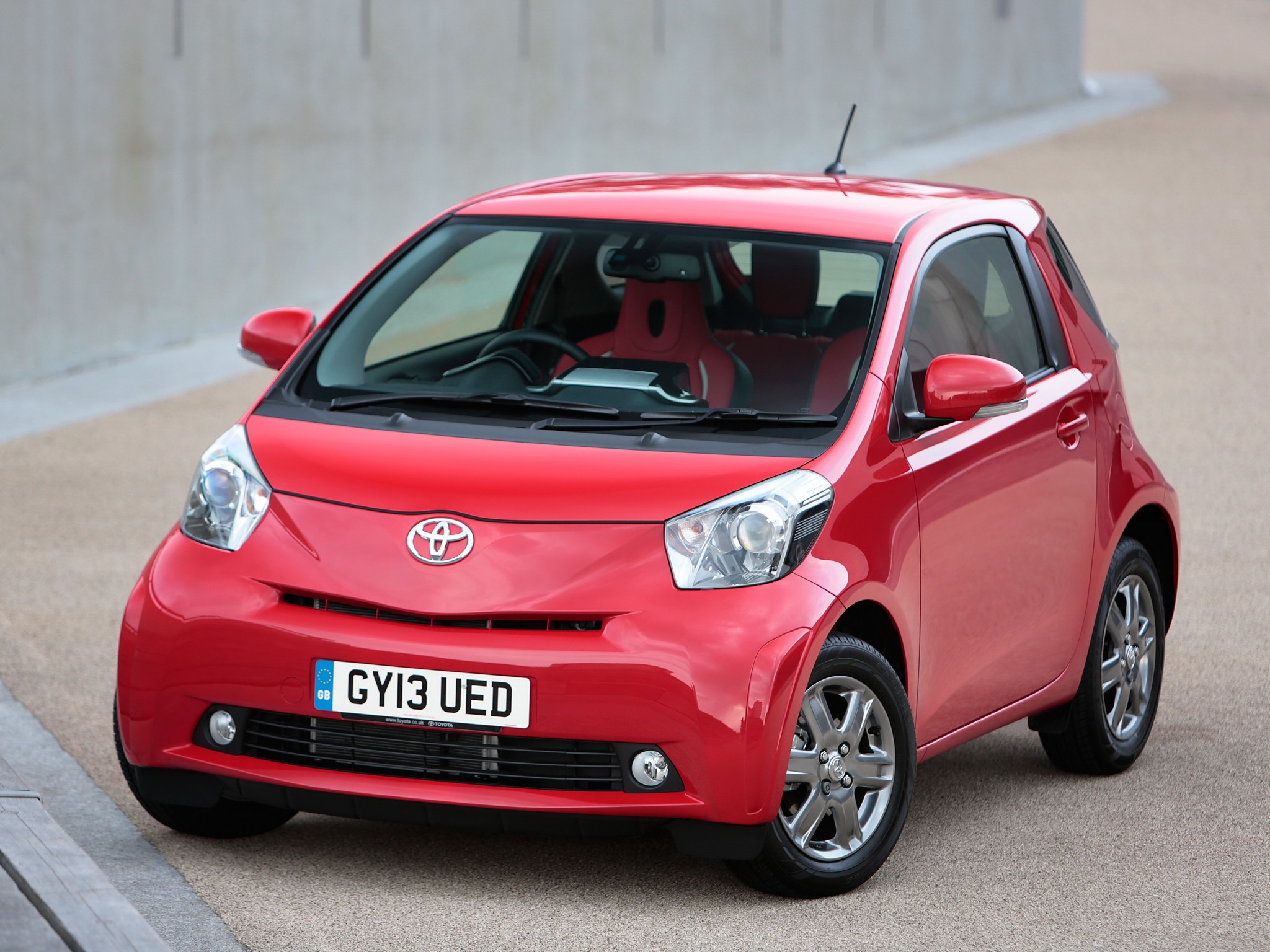 Toyota Iq photo 68