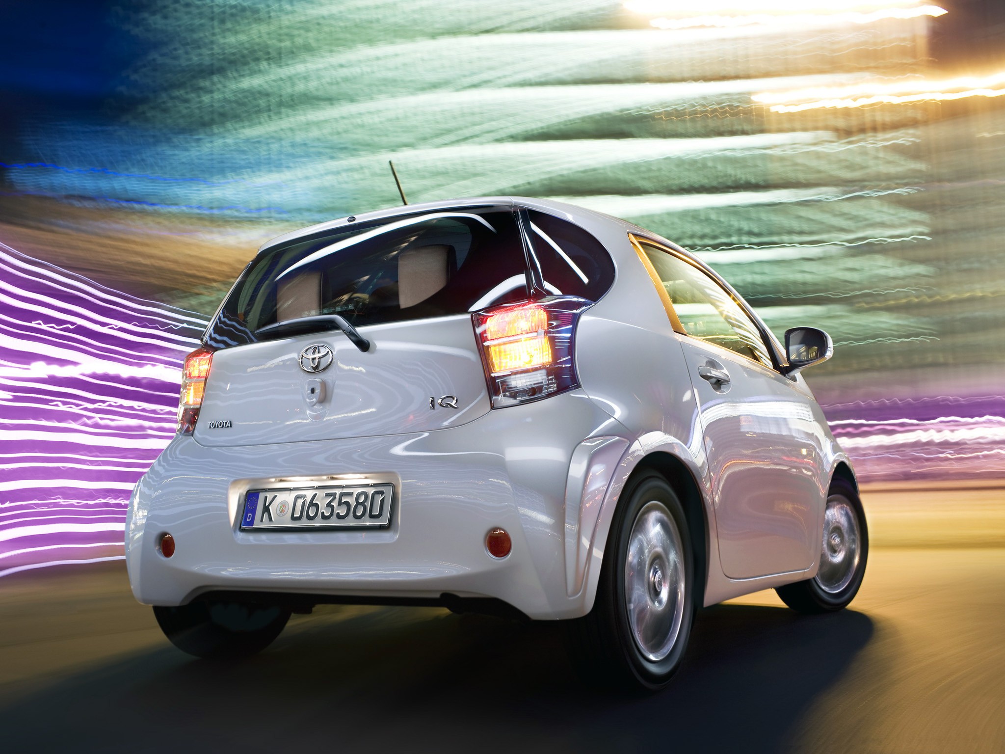 Toyota Iq photo 94