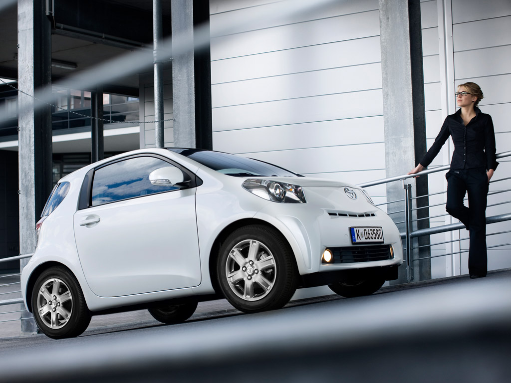 Toyota Iq photo 34