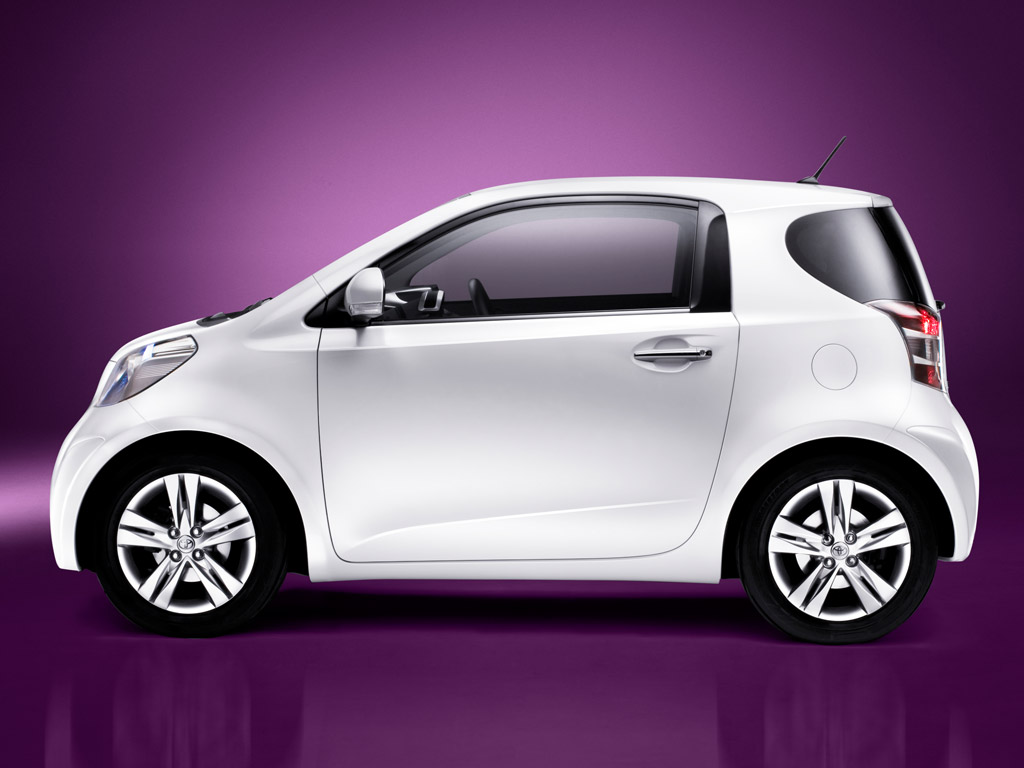 Toyota Iq photo 39