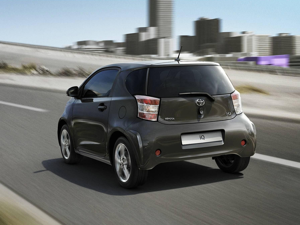 Toyota Iq photo 47