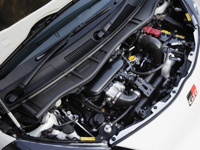Toyota Iq photo 138