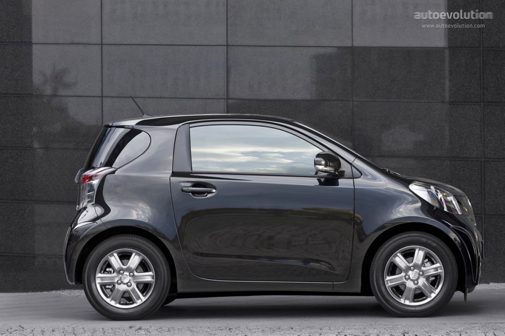 Toyota Iq photo 12