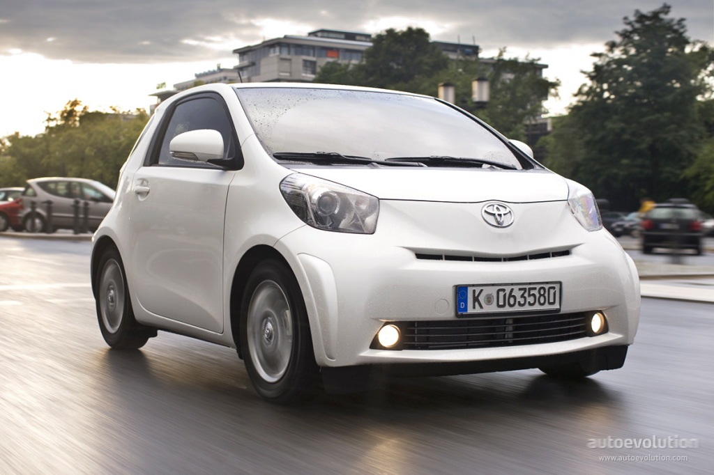 Toyota Iq photo 14