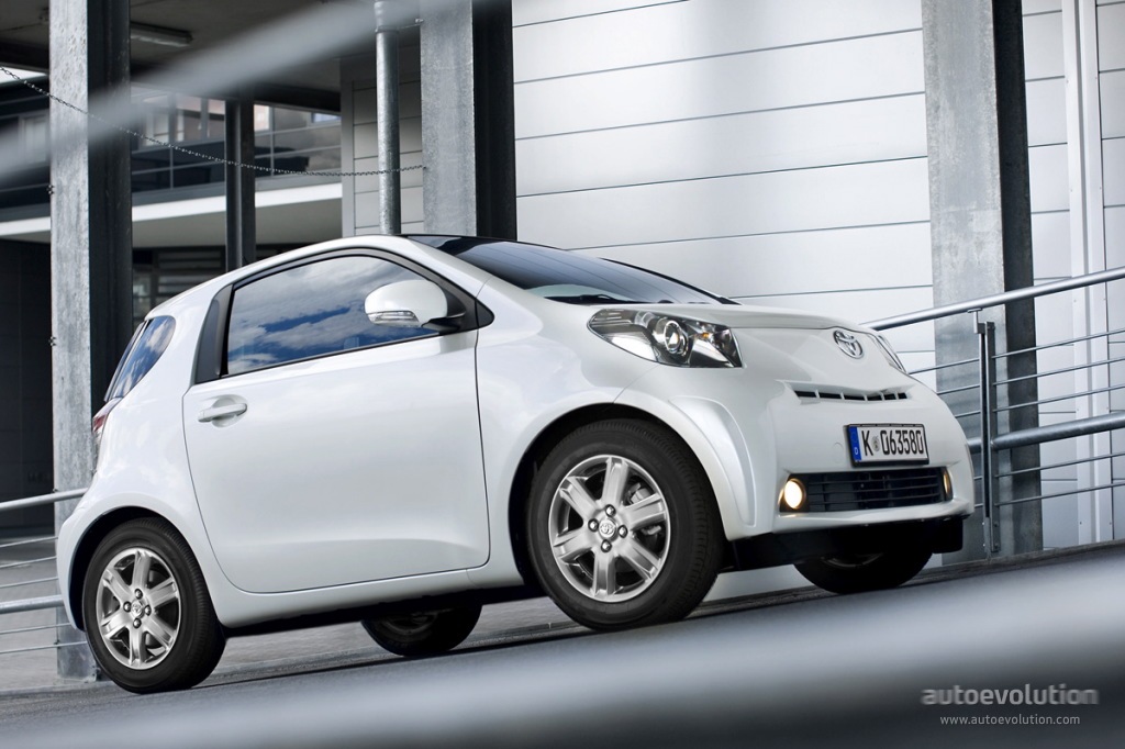 Toyota Iq photo 18