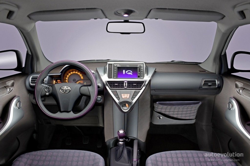 Toyota Iq photo 95