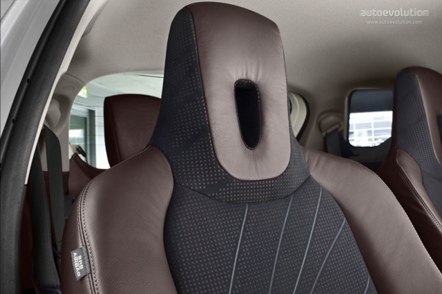 Toyota Iq photo 111